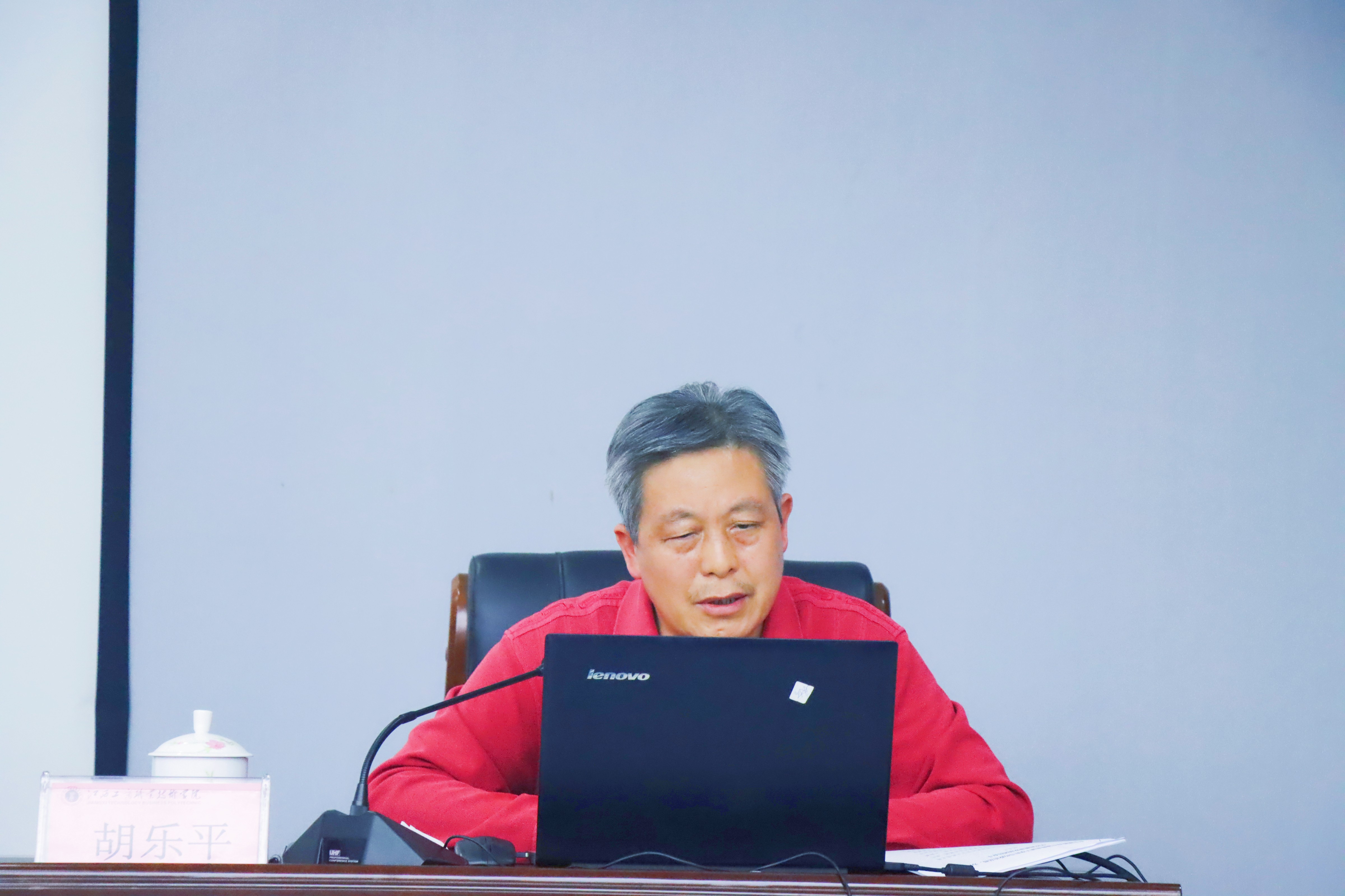 正在上傳... 正在上傳...