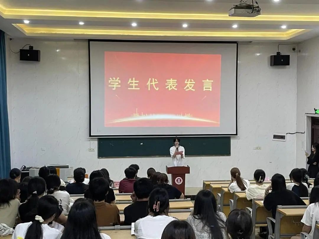 正在上傳...