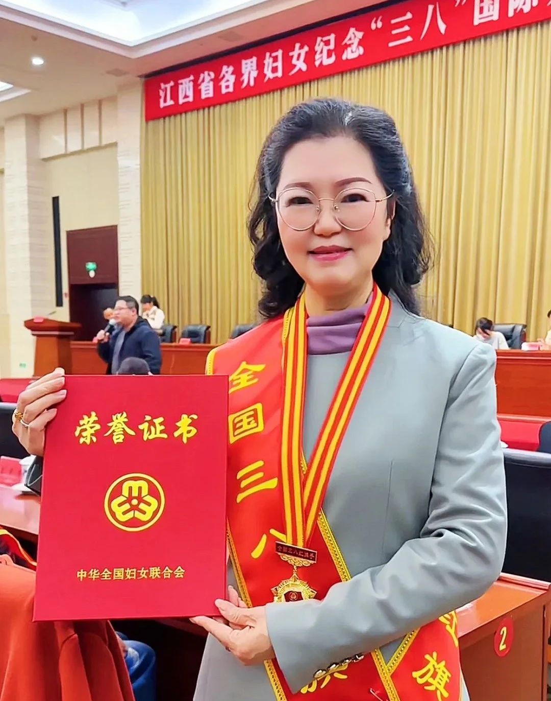 正在上傳...