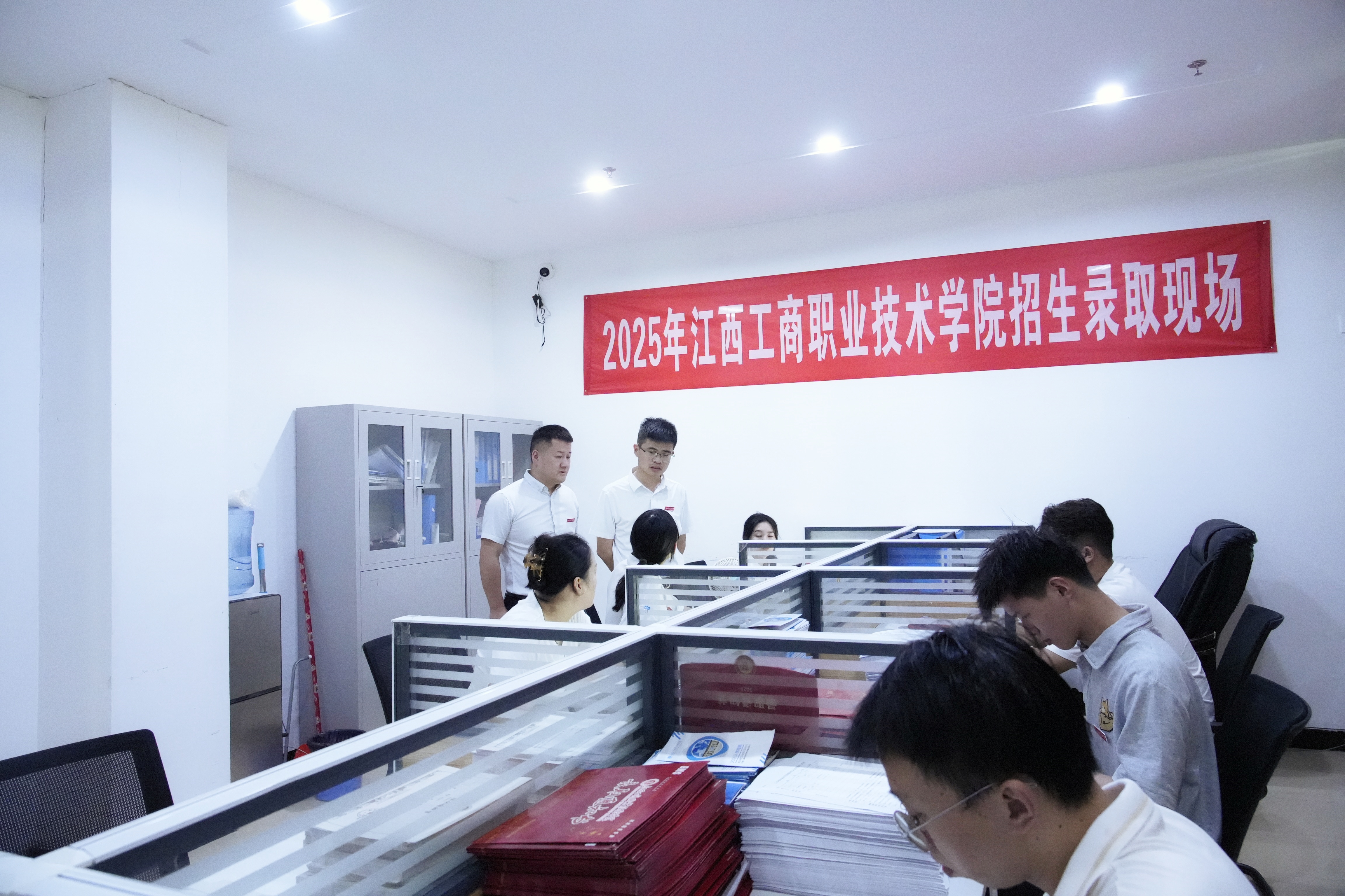 正在上傳...